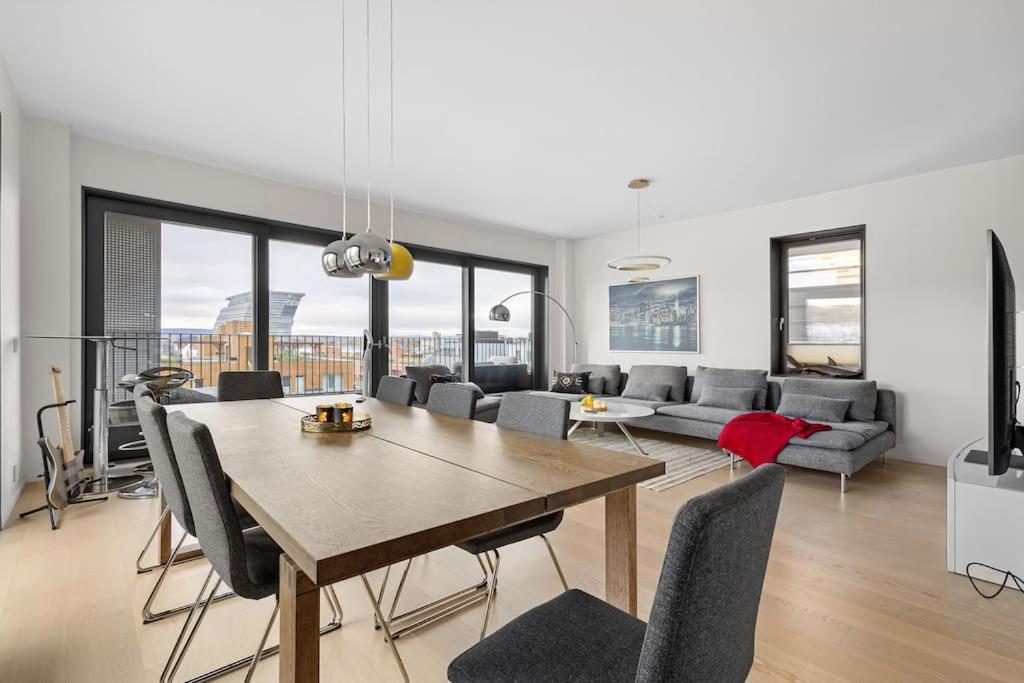 Modern 3Bed Room Sea View Apartment @ Oslo Barcode Ngoại thất bức ảnh