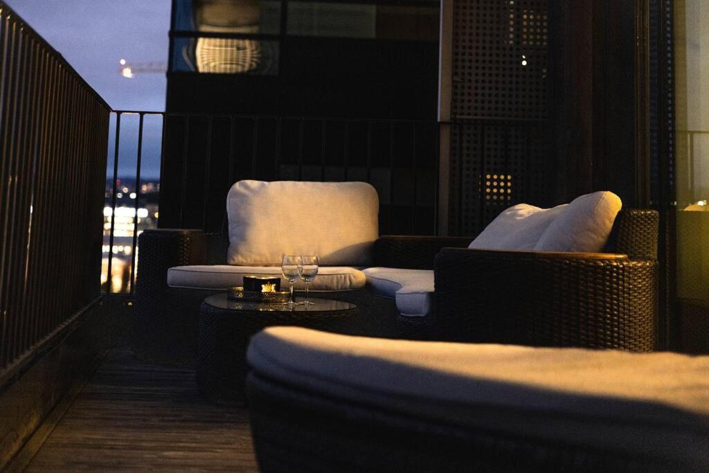 Modern 3Bed Room Sea View Apartment @ Oslo Barcode Ngoại thất bức ảnh