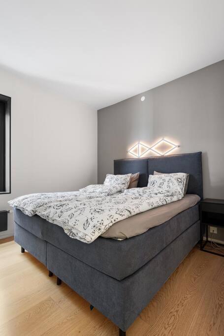 Modern 3Bed Room Sea View Apartment @ Oslo Barcode Ngoại thất bức ảnh