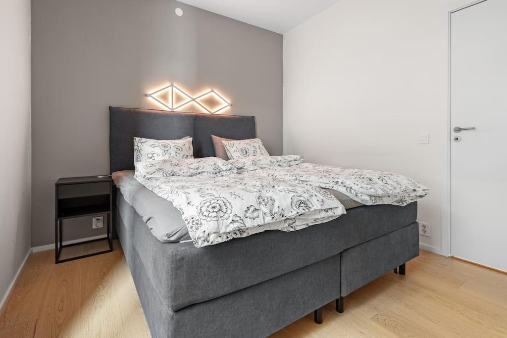Modern 3Bed Room Sea View Apartment @ Oslo Barcode Ngoại thất bức ảnh