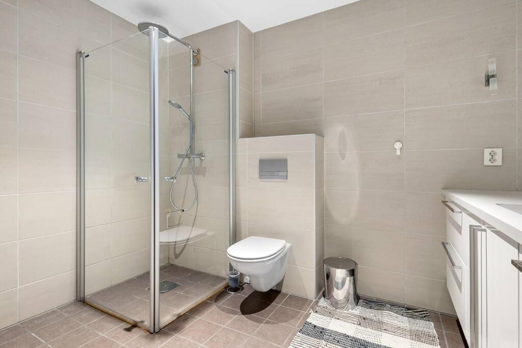 Modern 3Bed Room Sea View Apartment @ Oslo Barcode Ngoại thất bức ảnh